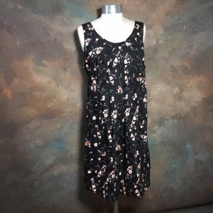 Beautiful Motherhood maternity flower dress